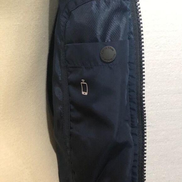 CALVIN KLEIN PERFORMANCE POLY FILLED VEST - Picture 11 of 13